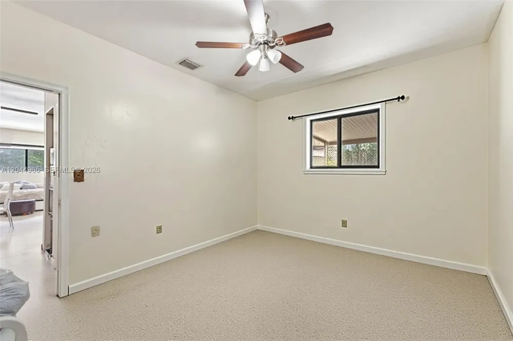 1421 SW 76 ct Miami, FL 33144