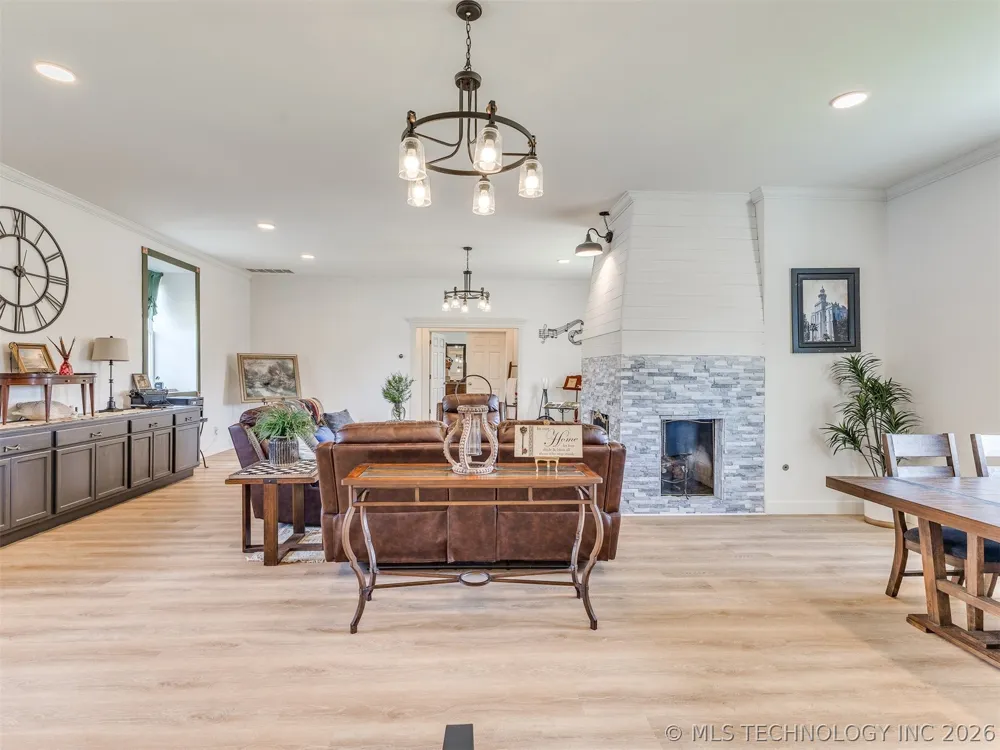 397960 W 4000 ROAD Skiatook, OK 74070