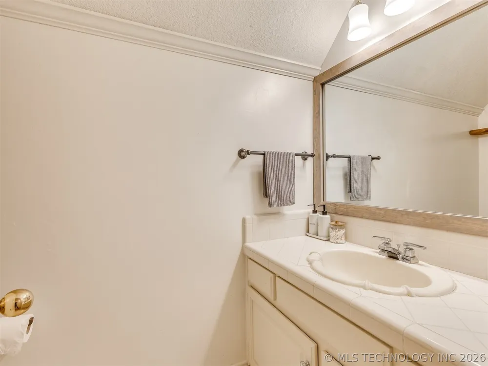 397960 W 4000 ROAD Skiatook, OK 74070