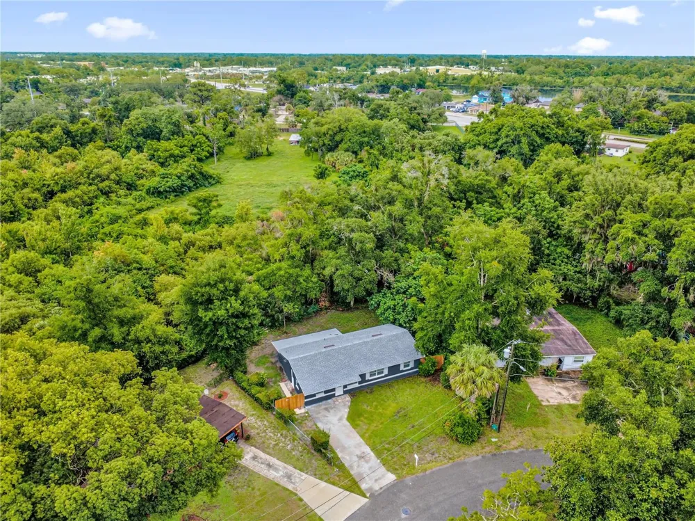 107 FORD AVENUE Altamonte Springs, FL 32701