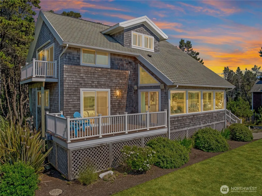 23411 Pacific Way Ocean Park, WA 98640
