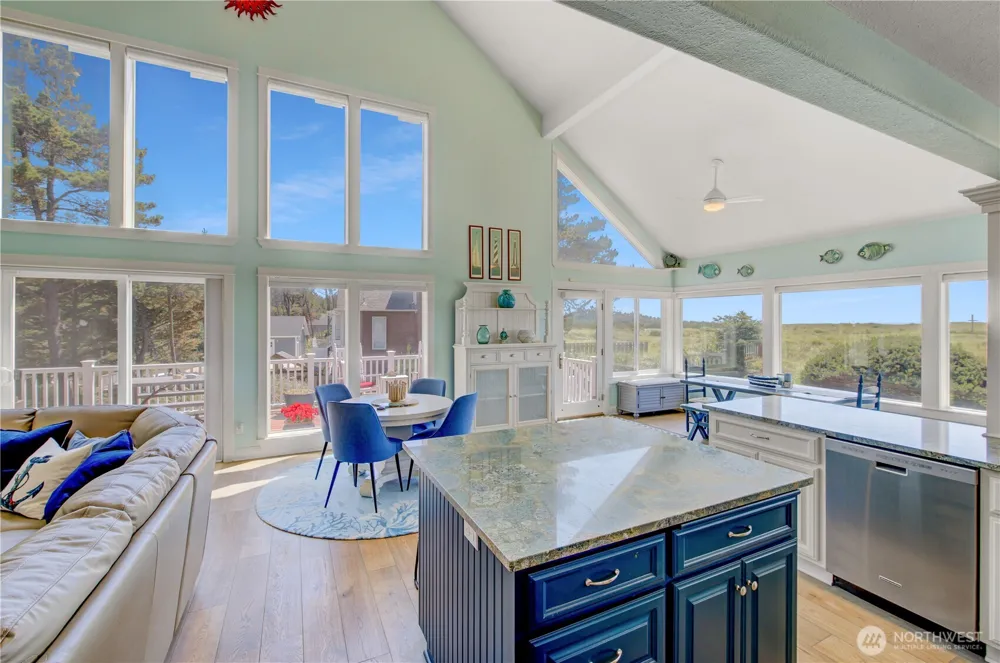 23411 Pacific Way Ocean Park, WA 98640