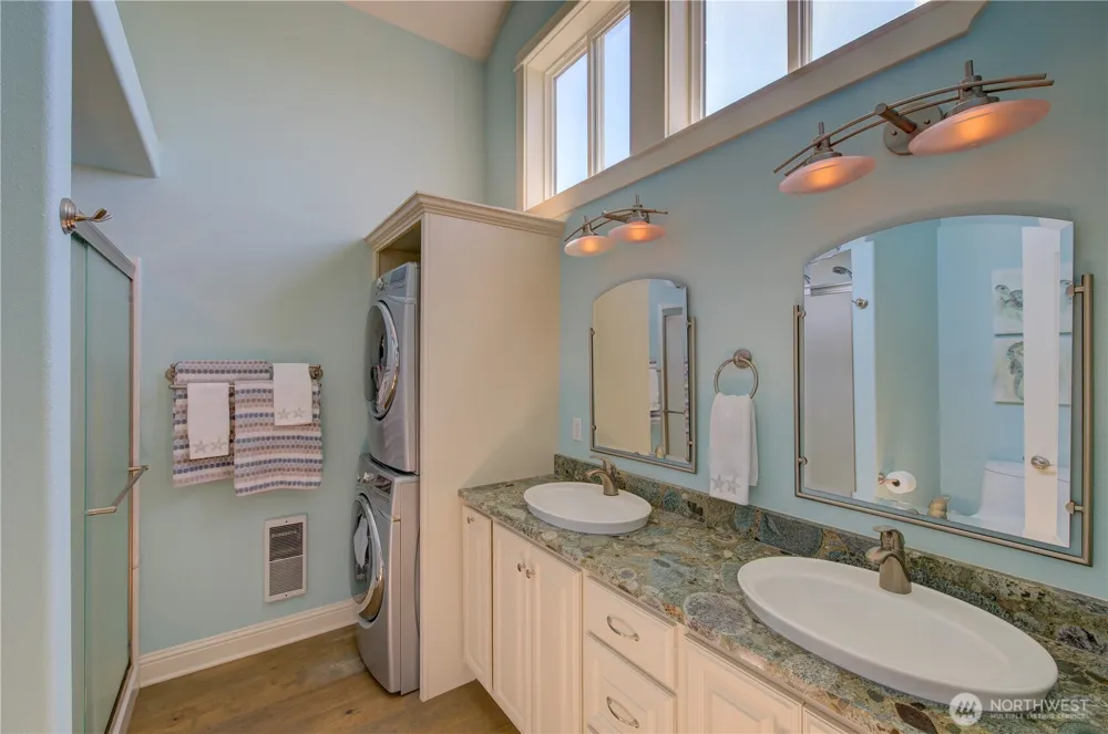 23411 Pacific Way Ocean Park, WA 98640