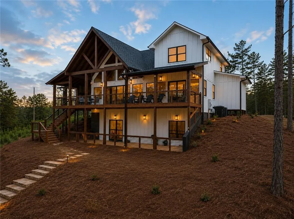 279 Shallow Water Trail Talking Rock, GA 30175