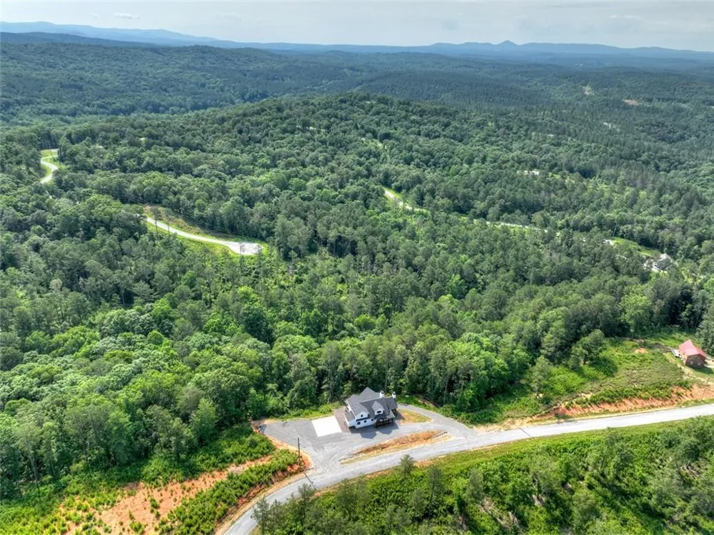 279 Shallow Water Trail Talking Rock, GA 30175