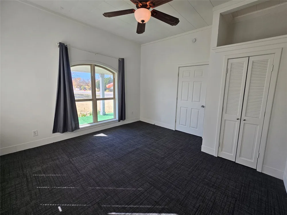 101 S Walnut Avenue Petrolia, TX 76377