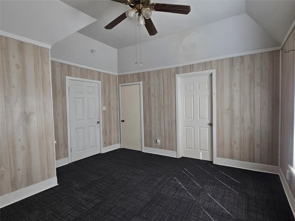 101 S Walnut Avenue Petrolia, TX 76377