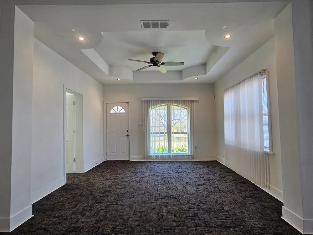 101 S Walnut Avenue Petrolia, TX 76377