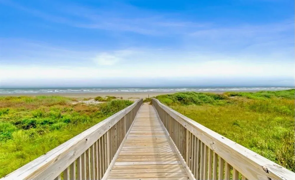 26350 Cat Tail Drive #201 Galveston, TX 77554
