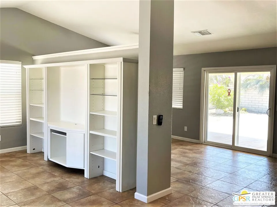 30399 Sterling Road Cathedral City, CA 92234