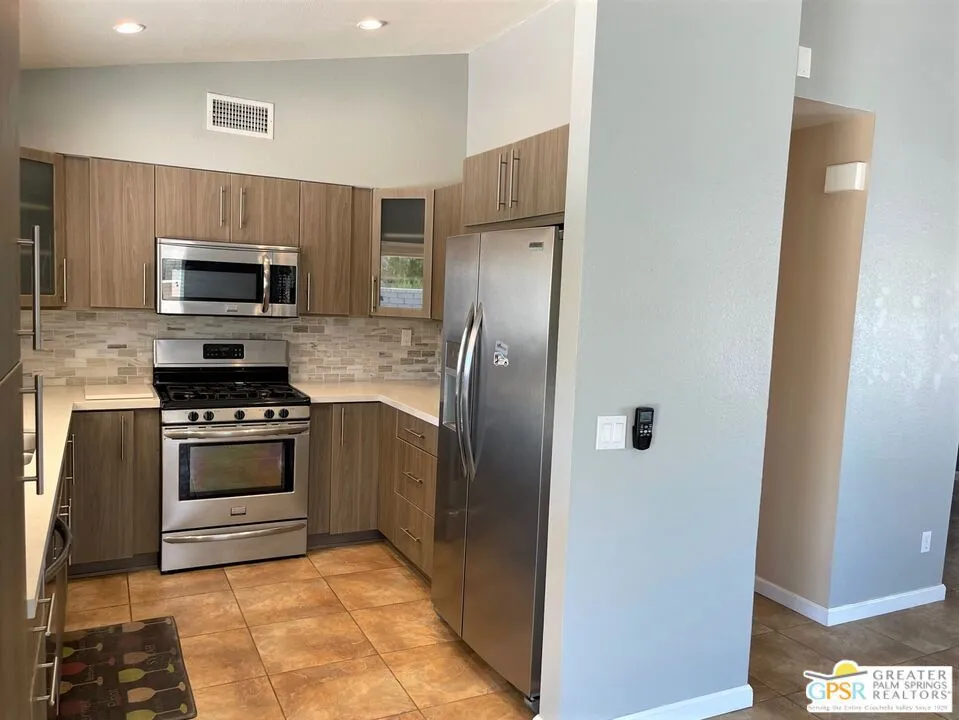 30399 Sterling Road Cathedral City, CA 92234