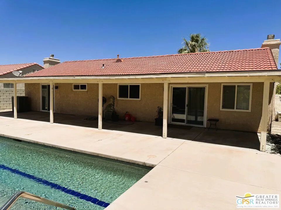 30399 Sterling Road Cathedral City, CA 92234