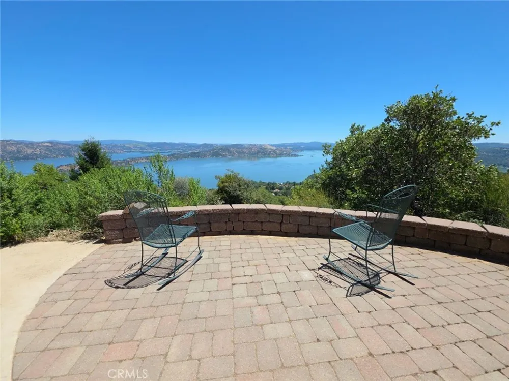 8115 Mountain Creast Drive Kelseyville, CA 95451