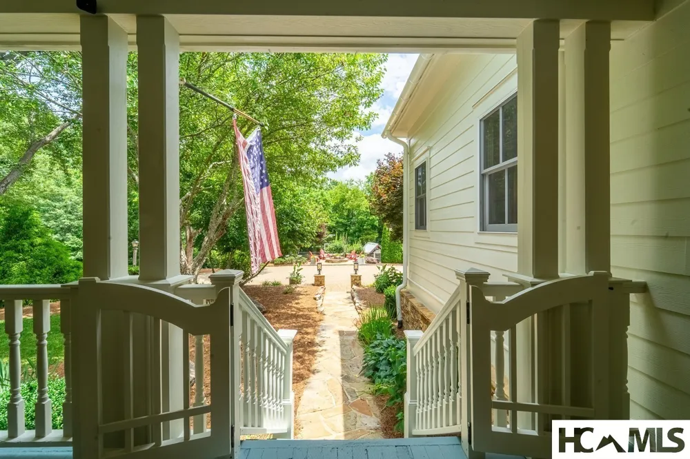 739 Mark Dowdle Road Franklin, NC 28734