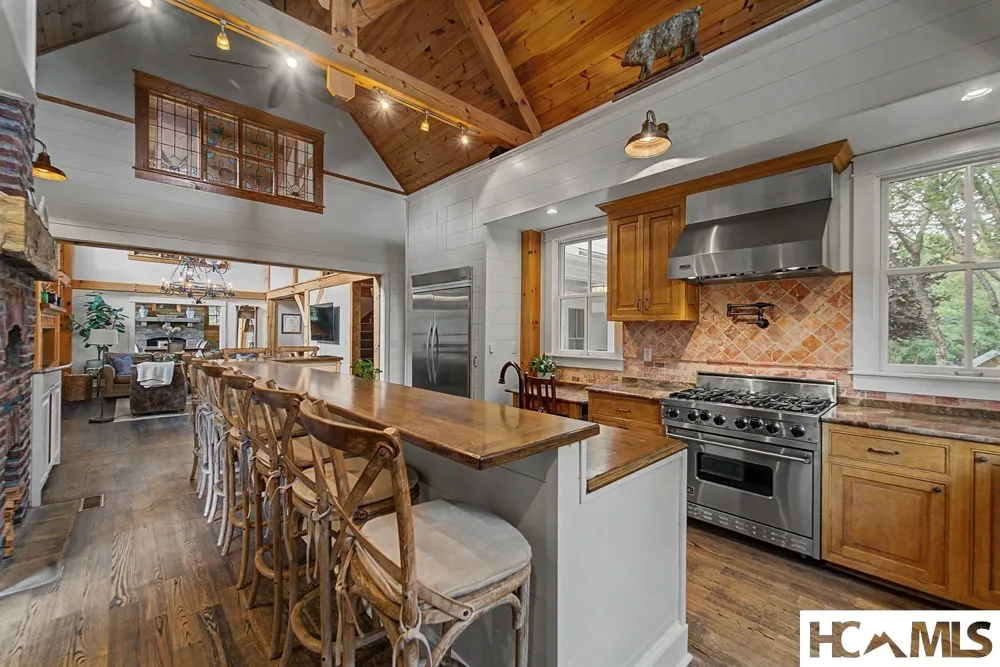 739 Mark Dowdle Road Franklin, NC 28734