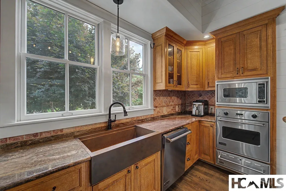 739 Mark Dowdle Road Franklin, NC 28734
