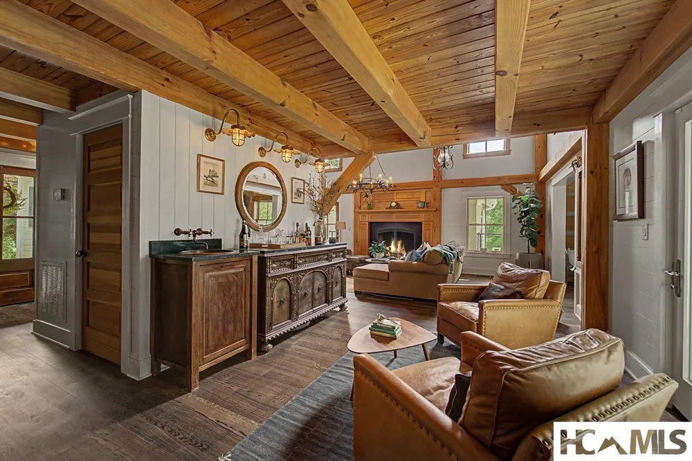 739 Mark Dowdle Road Franklin, NC 28734