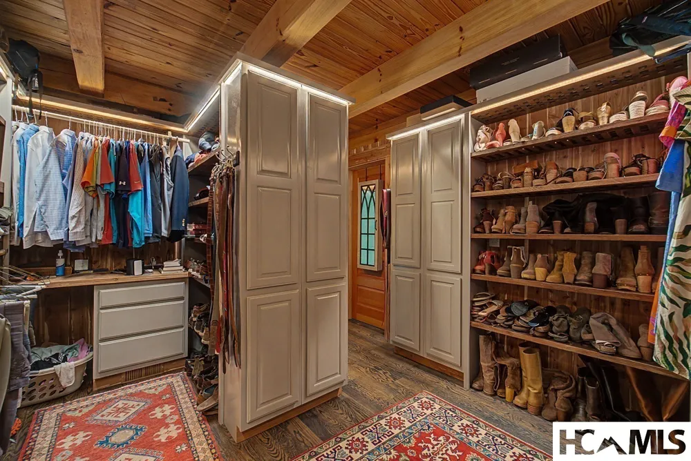 739 Mark Dowdle Road Franklin, NC 28734