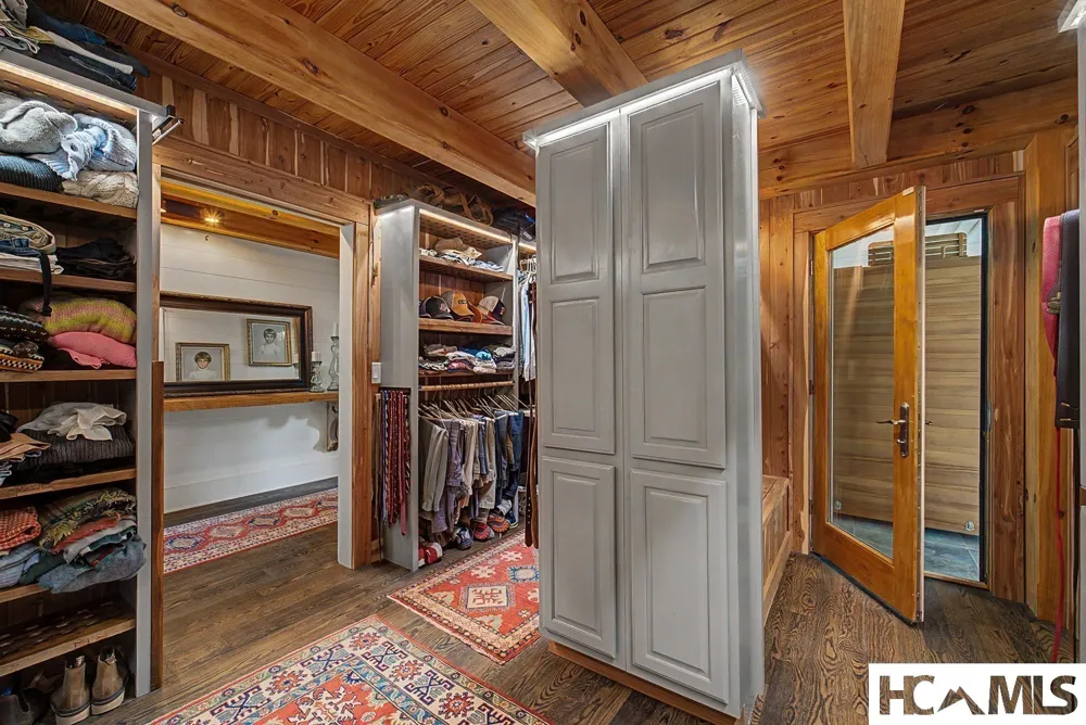 739 Mark Dowdle Road Franklin, NC 28734