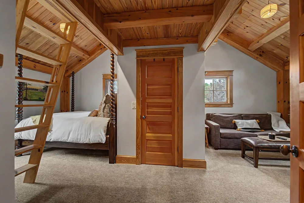 739 Mark Dowdle Road Franklin, NC 28734