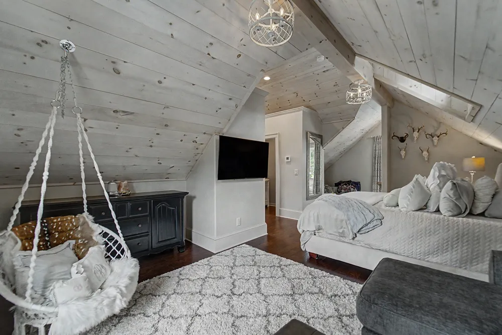 739 Mark Dowdle Road Franklin, NC 28734