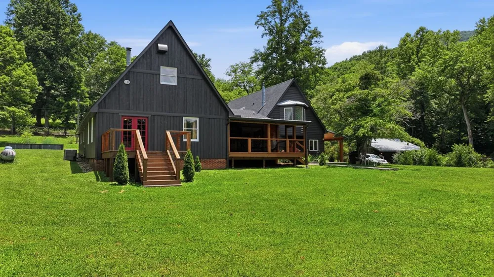 Black Mountain Creek Road Franklin, NC 28734