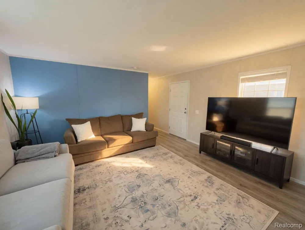 1567 Ocher St. Novi City, MI 48374