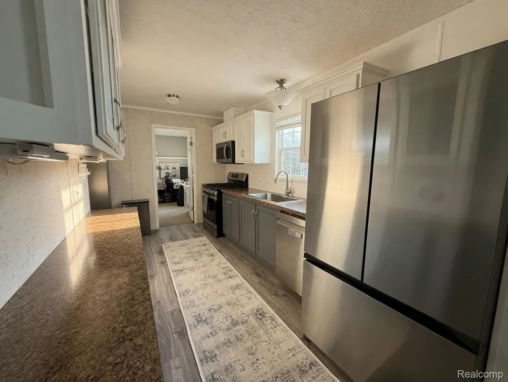 1567 Ocher St. Novi City, MI 48374