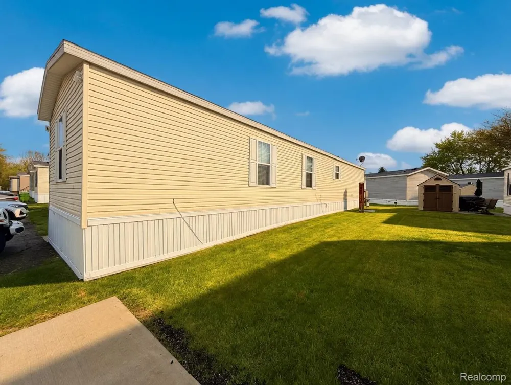1567 Ocher St. Novi City, MI 48374