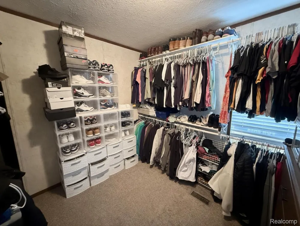 1567 Ocher St. Novi City, MI 48374