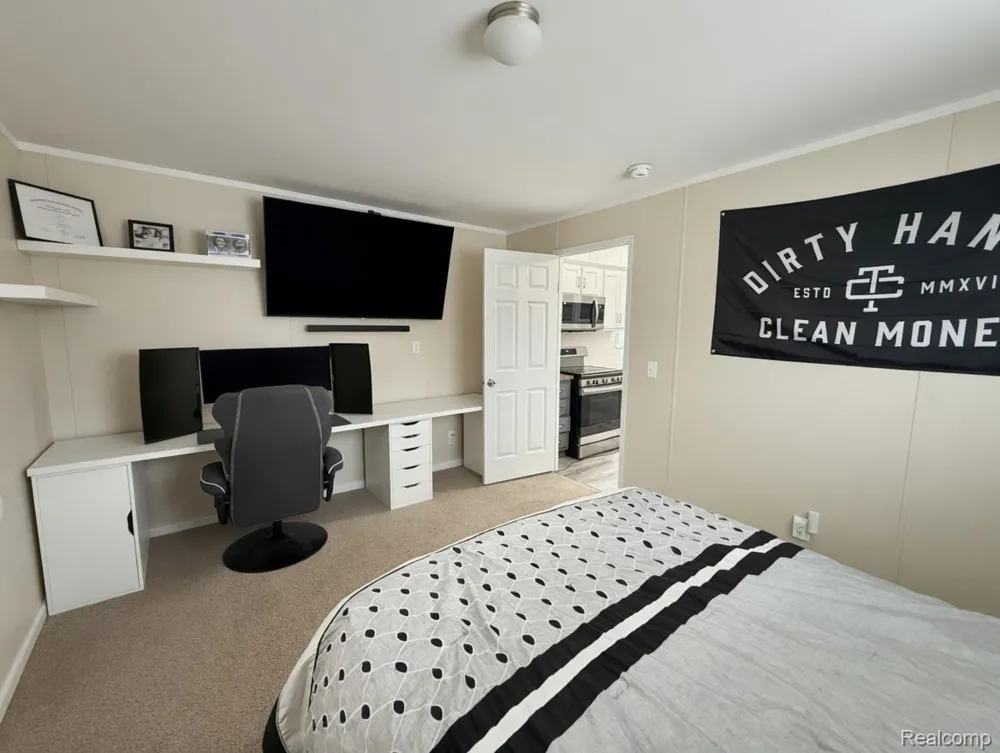 1567 Ocher St. Novi City, MI 48374