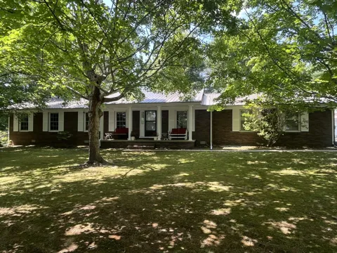 23 Woods Edge Rd