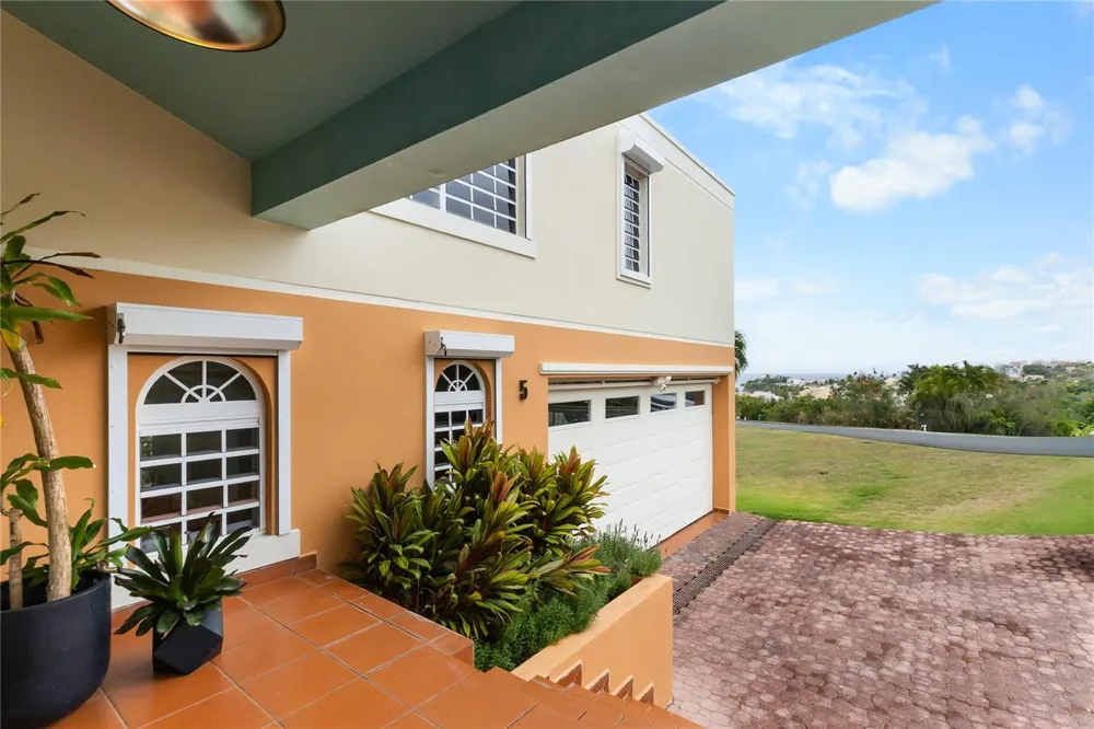 5 HARBOUR LIGHTS Humacao, PR 00791