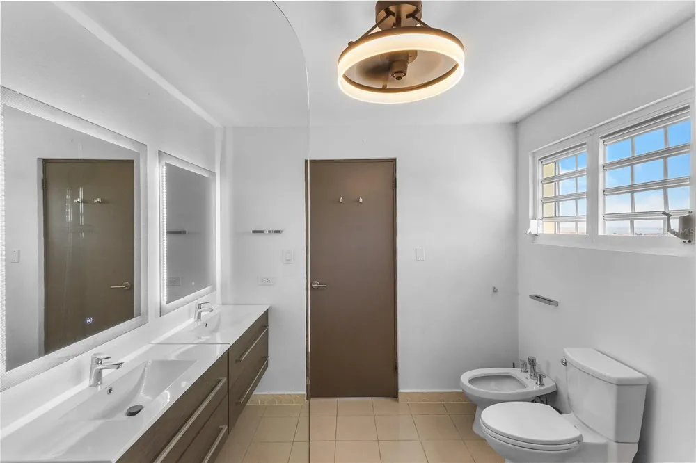 5 HARBOUR LIGHTS Humacao, PR 00791