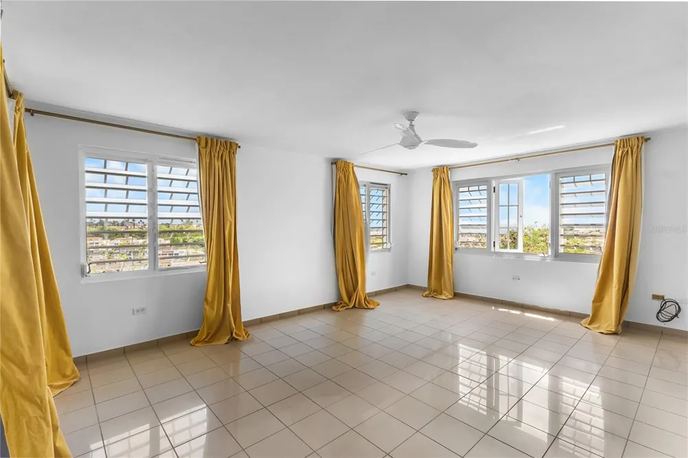 5 HARBOUR LIGHTS Humacao, PR 00791