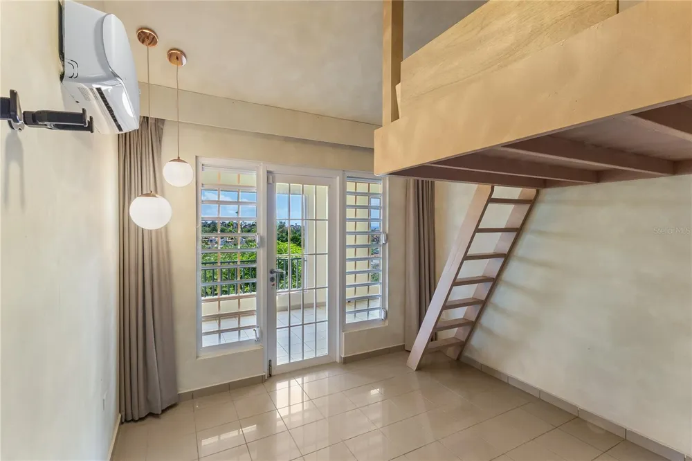 5 HARBOUR LIGHTS Humacao, PR 00791