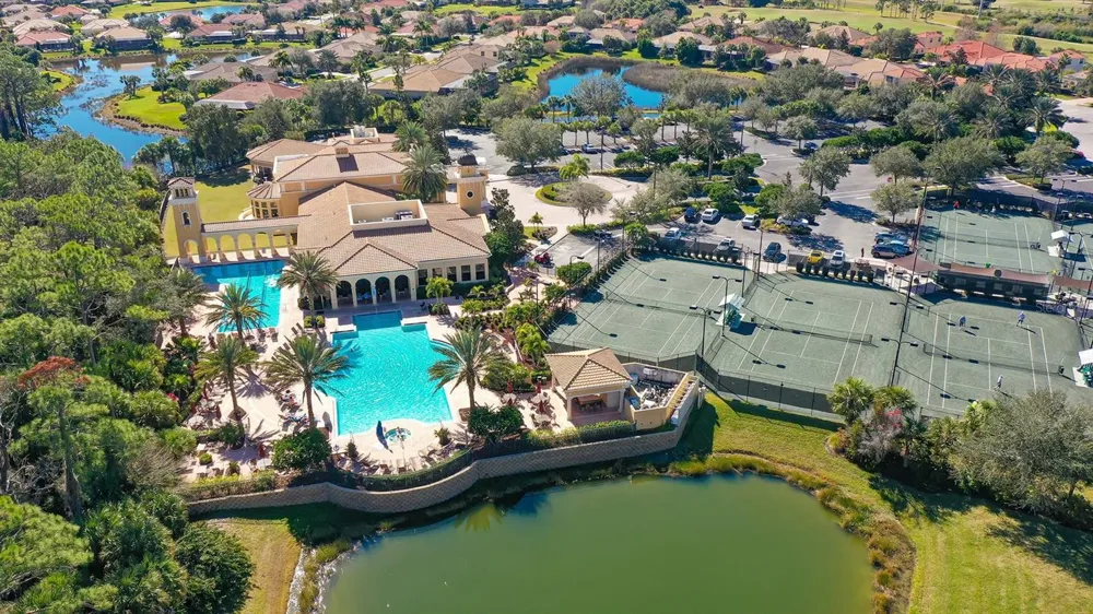 225 PESARO DRIVE North Venice, FL 34275