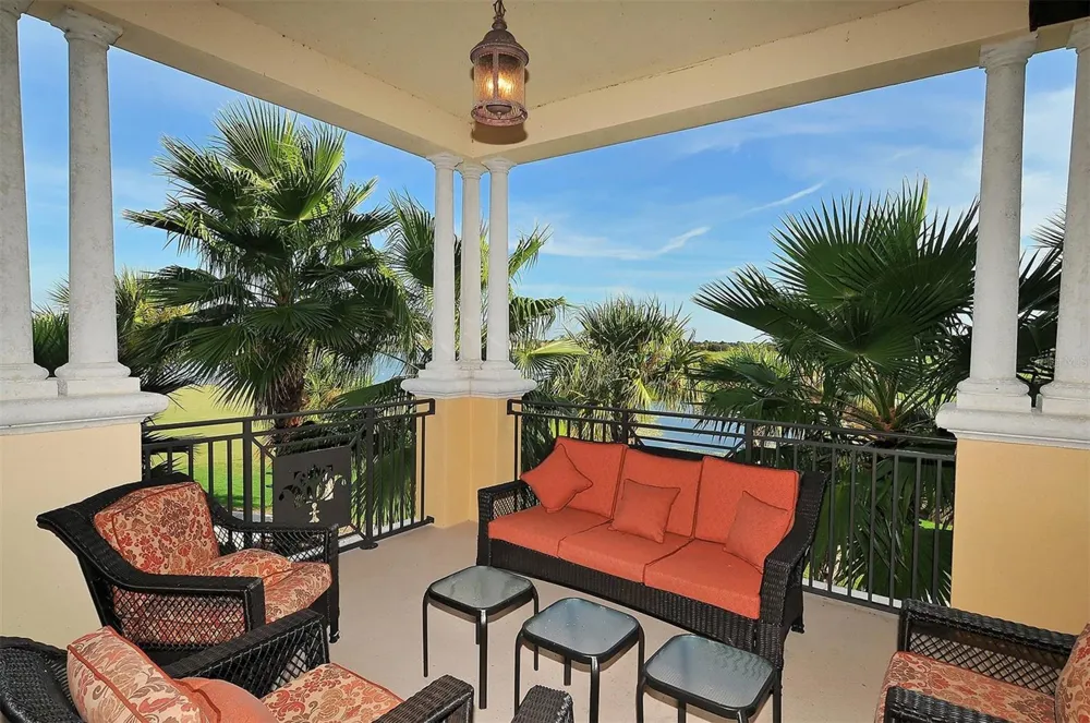 225 PESARO DRIVE North Venice, FL 34275