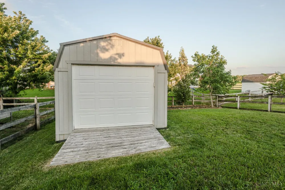 942 Pheasant Run Drive Trenton, OH 45067