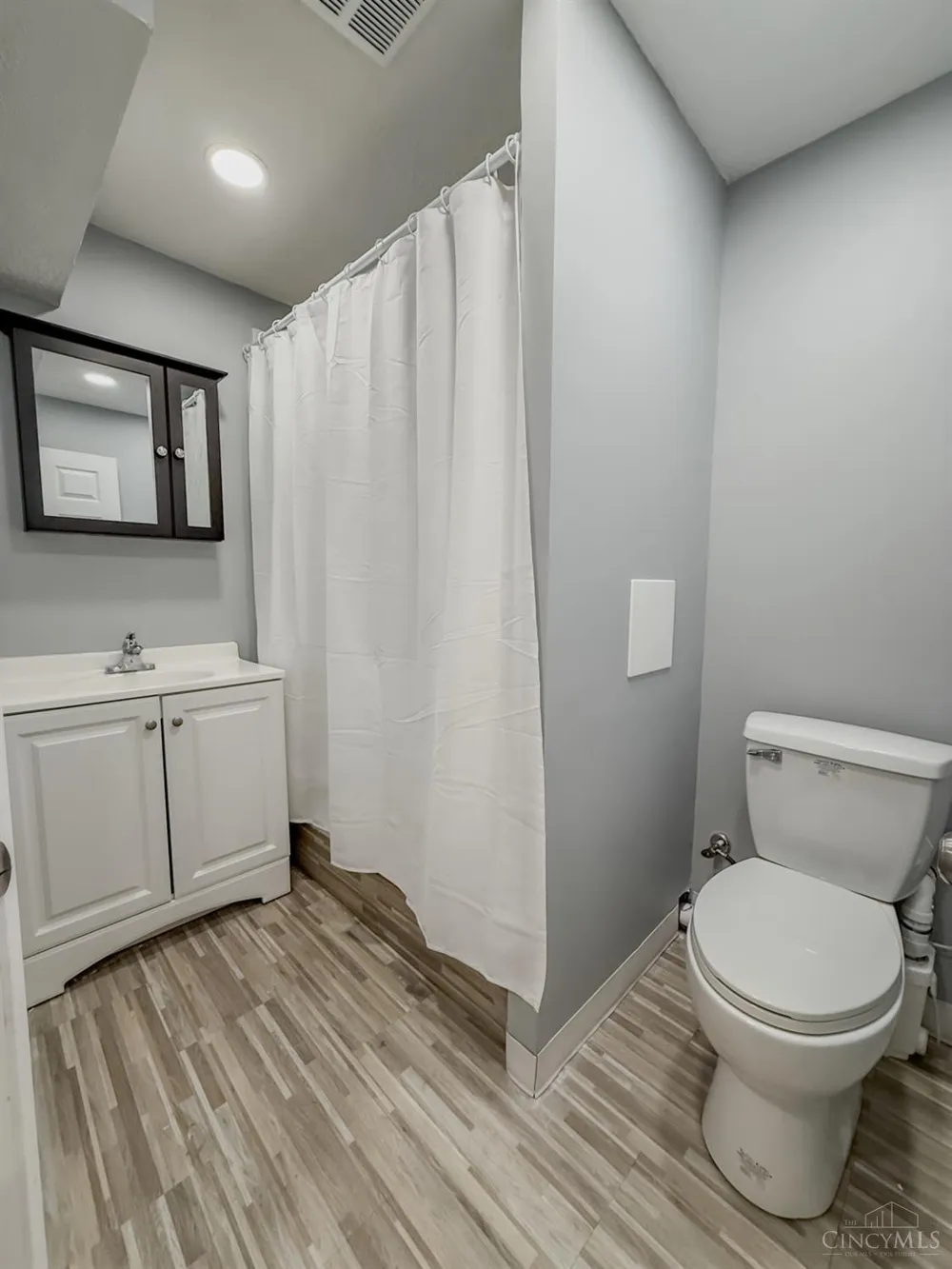942 Pheasant Run Drive Trenton, OH 45067