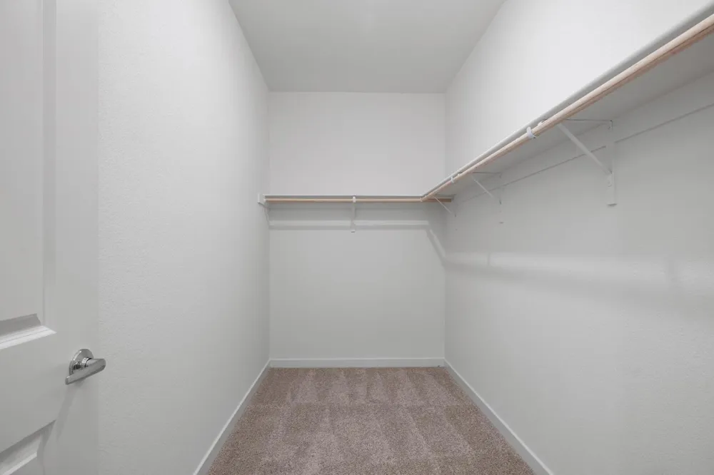 805 Helmsley Lane Patterson, CA 95363