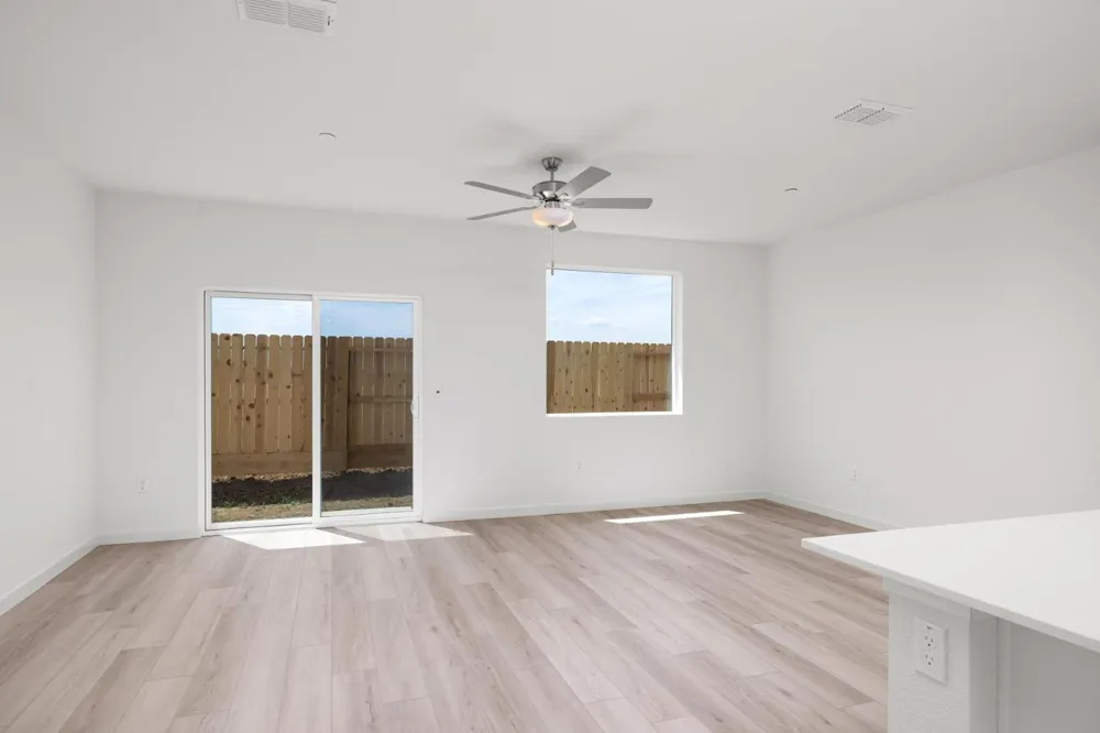 805 Helmsley Lane Patterson, CA 95363