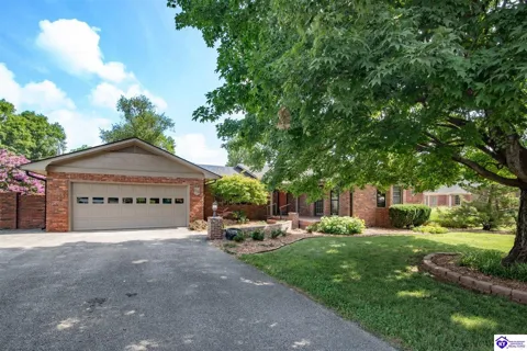548 Brentmoor Avenue