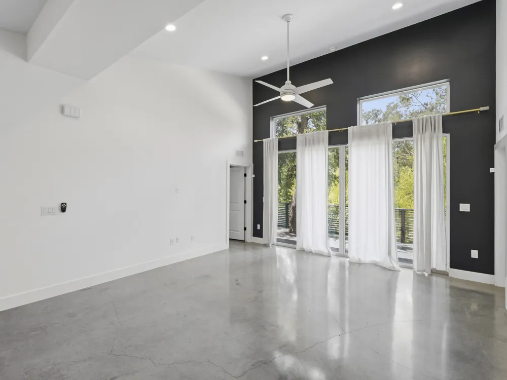 5005 Lott Avenue #2 Austin, TX 78721