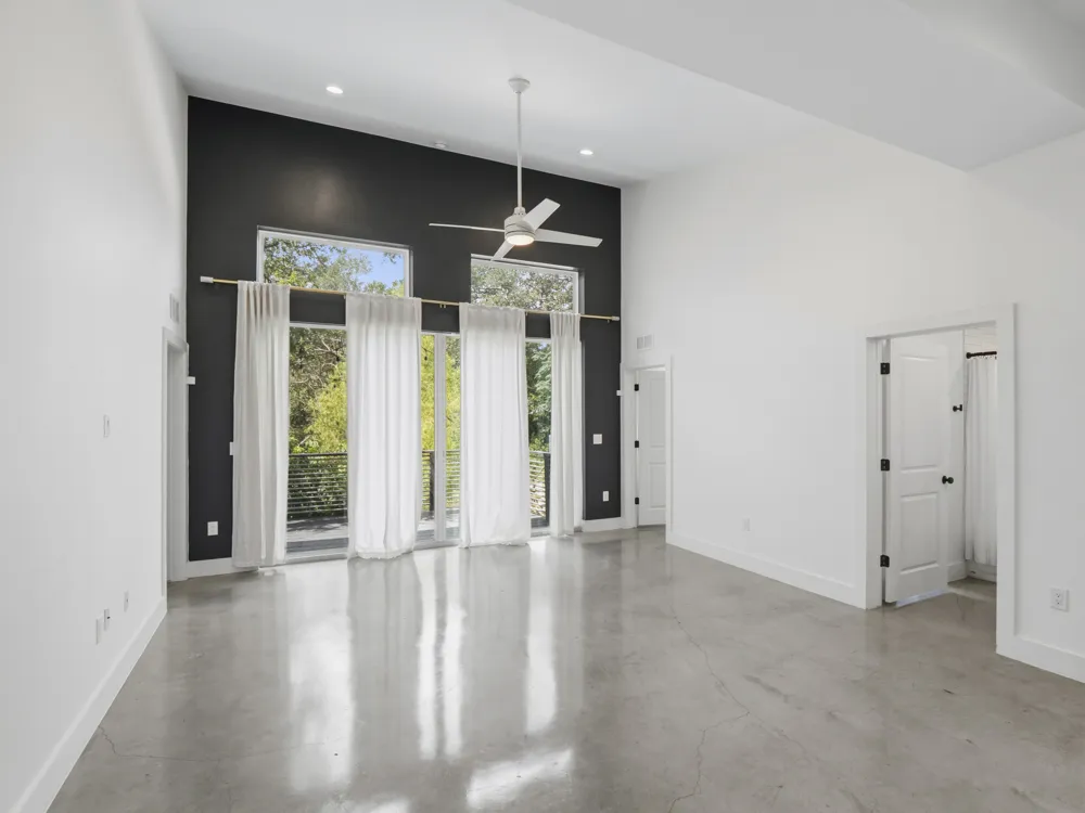 5005 Lott Avenue #2 Austin, TX 78721