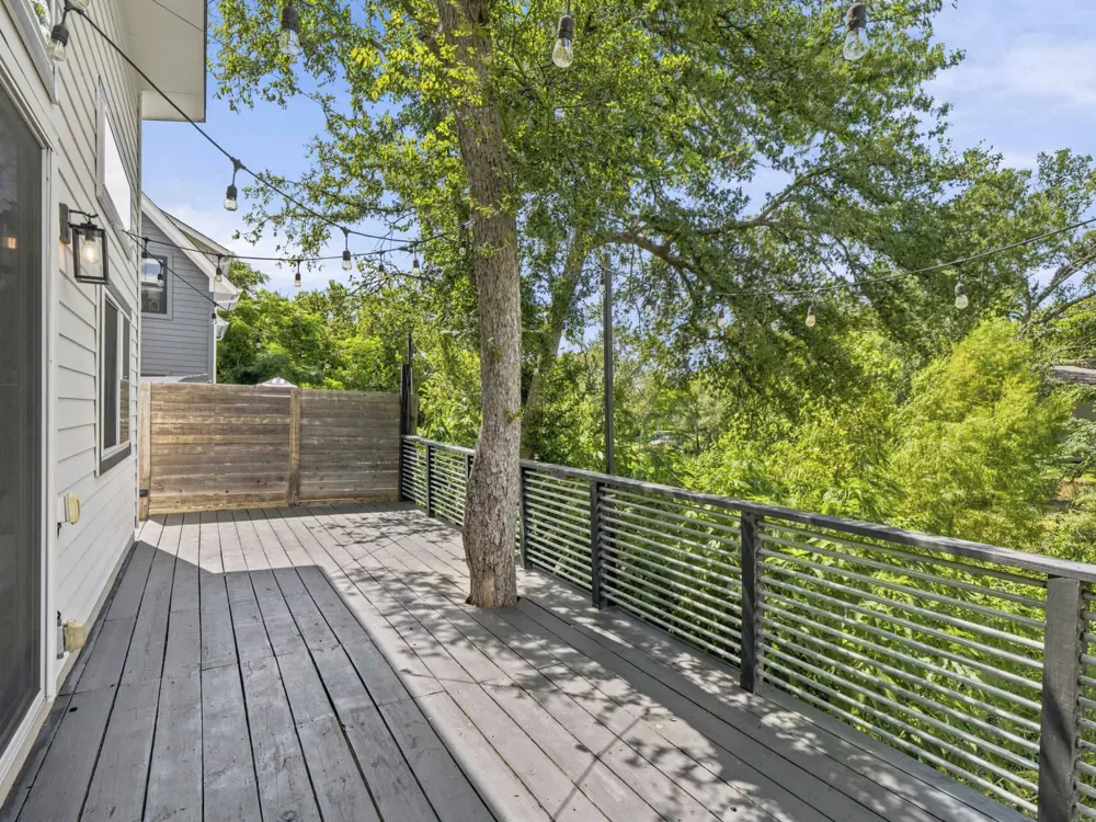 5005 Lott Avenue #2 Austin, TX 78721