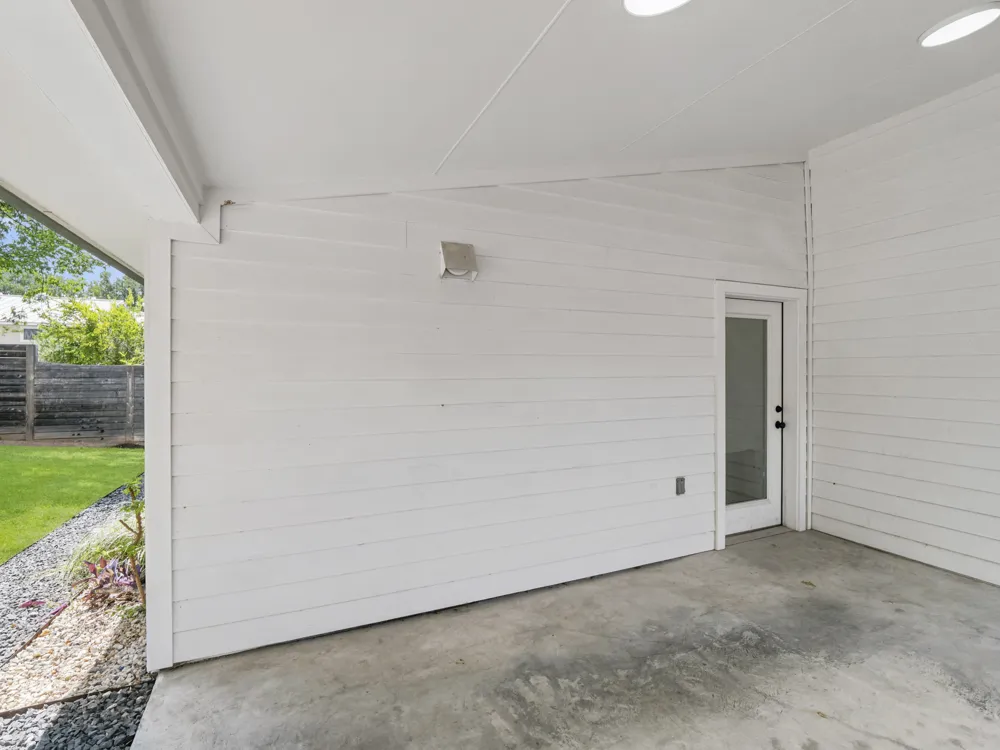 5005 Lott Avenue #2 Austin, TX 78721
