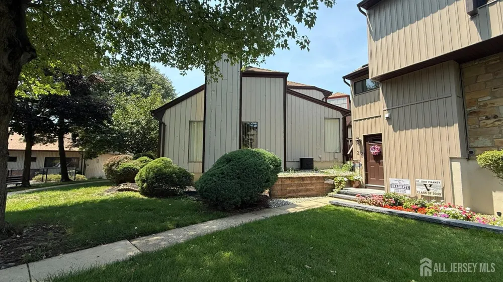 24 Emerald Lane Old Bridge, NJ 08857