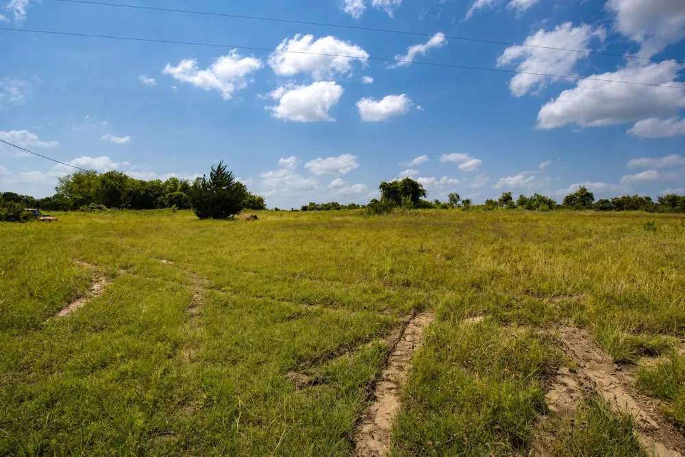 3827 Felder Road Washington, TX 77880
