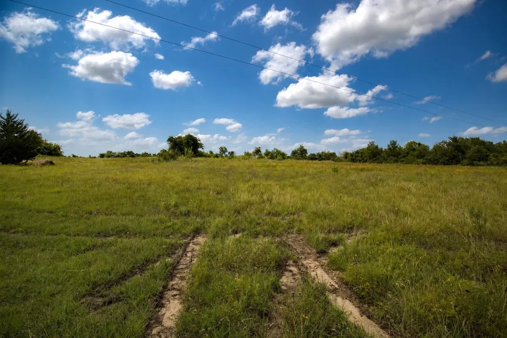 3827 Felder Road Washington, TX 77880